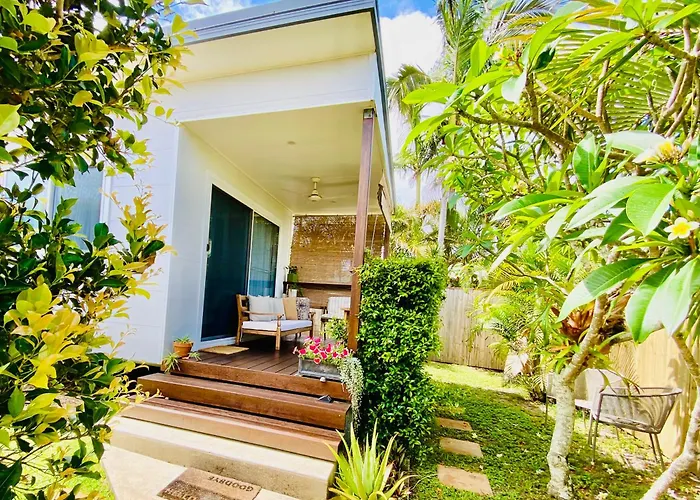 Caba Beach Condo Modern, 2-Bedroom Cabin, Walk To The Beach! 3-Night Minimum Stay