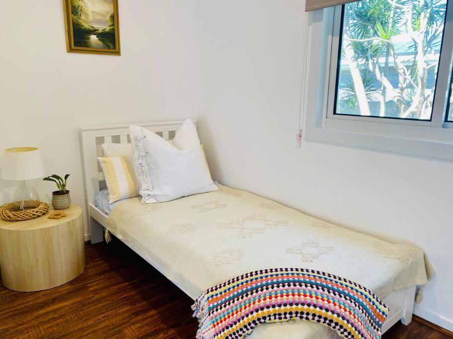 Caba Modern, 2-bedroom Cabin, Walk To The Beach! 3-night Minimum Apartment