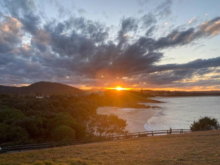 Caba Modern, 2-bedroom Cabin, Walk To The Beach! 3-night Minimum * Cabarita Beach